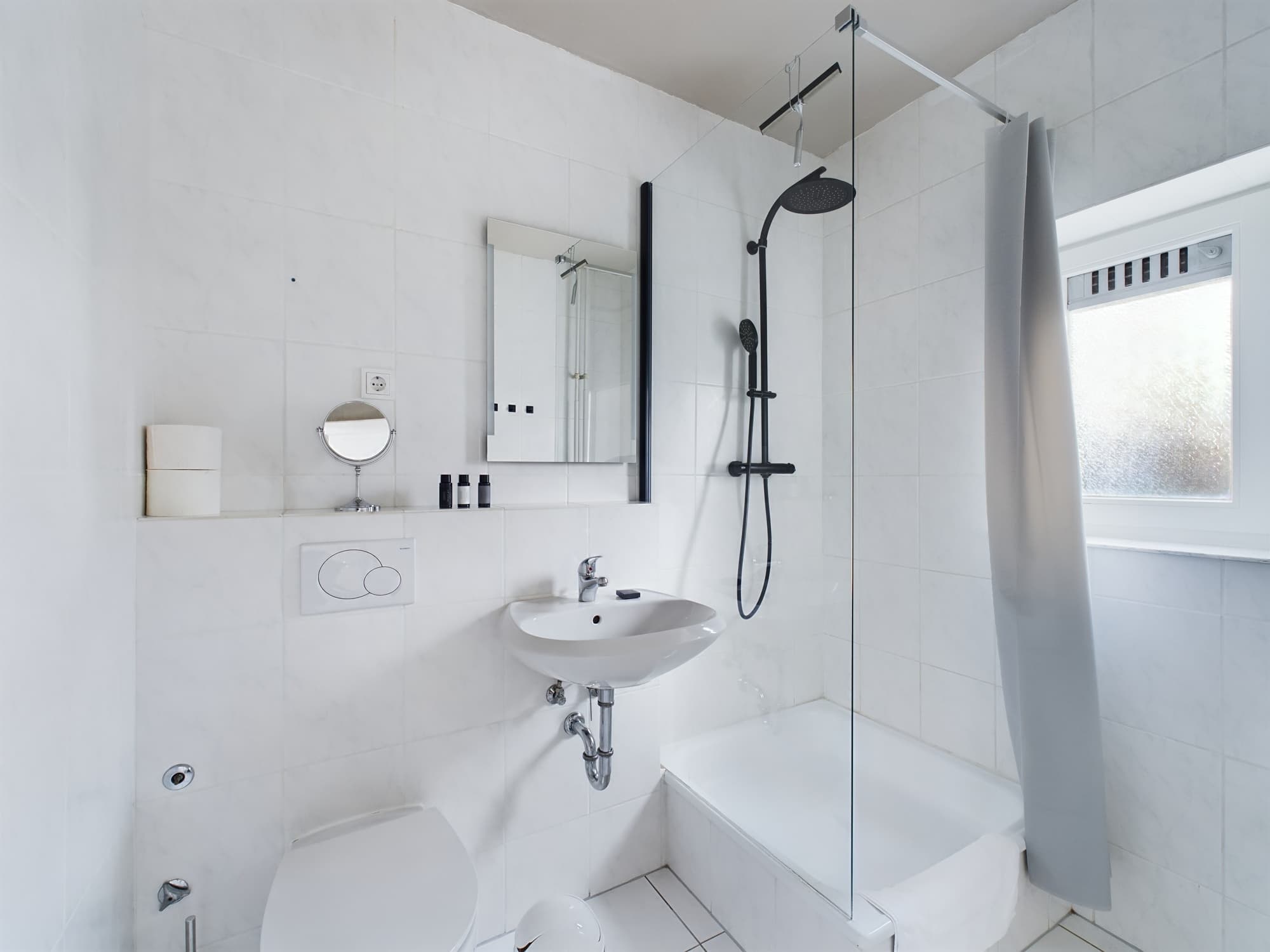 Apartment 3 thumbnail 16