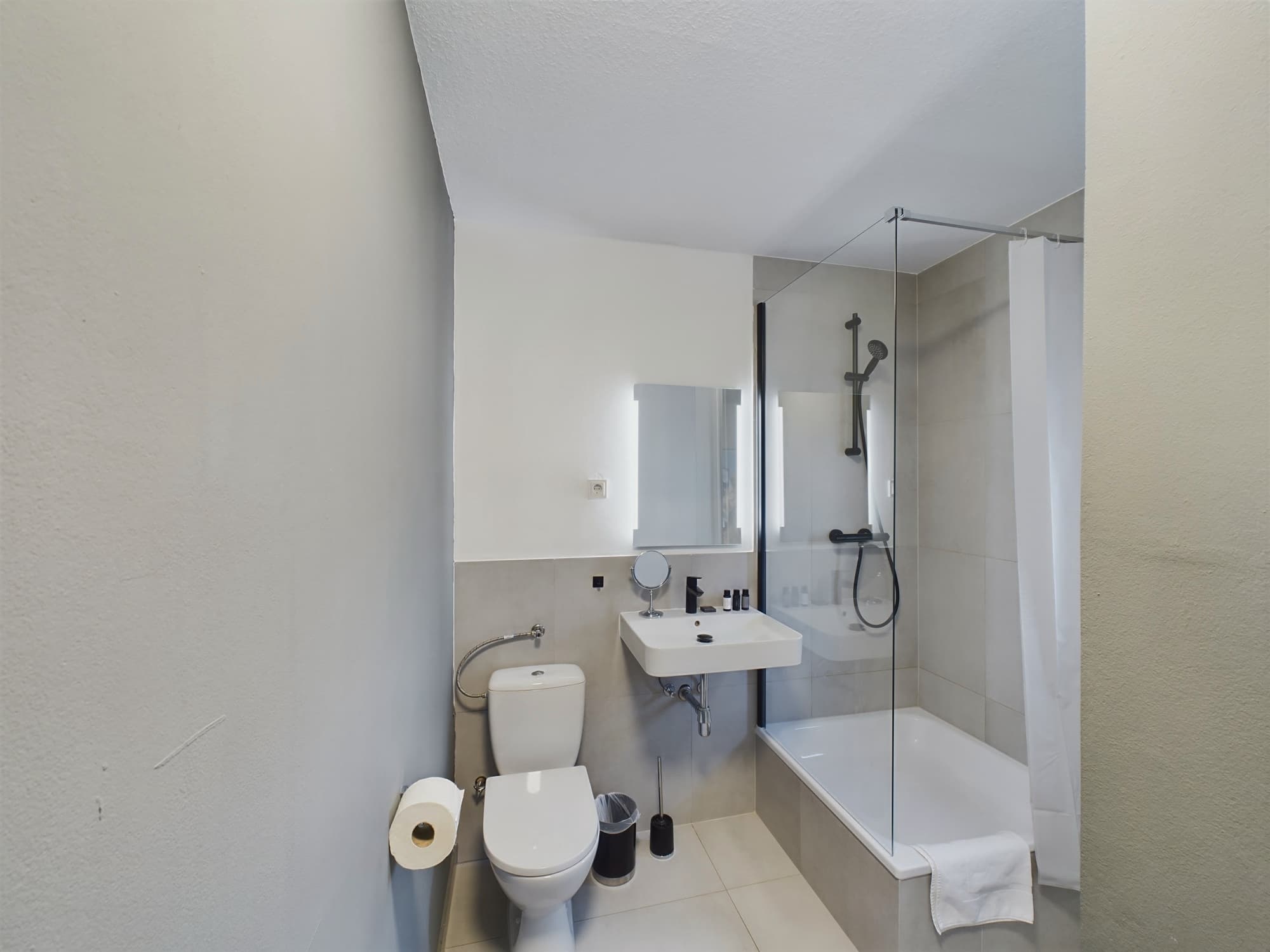 Apartment 4 thumbnail 10