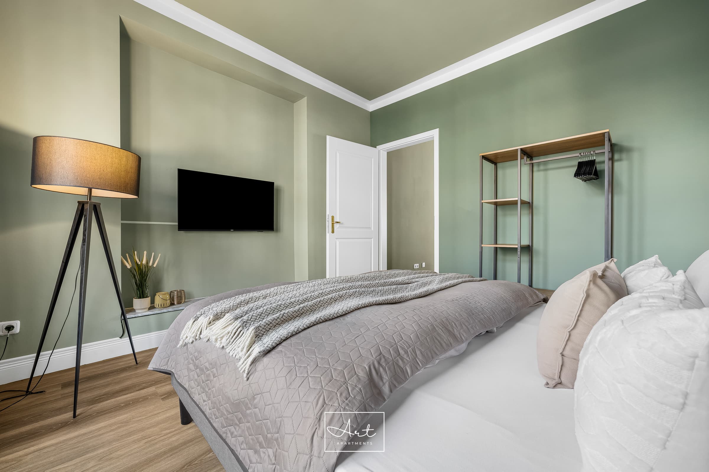 Apartment 4 thumbnail 4