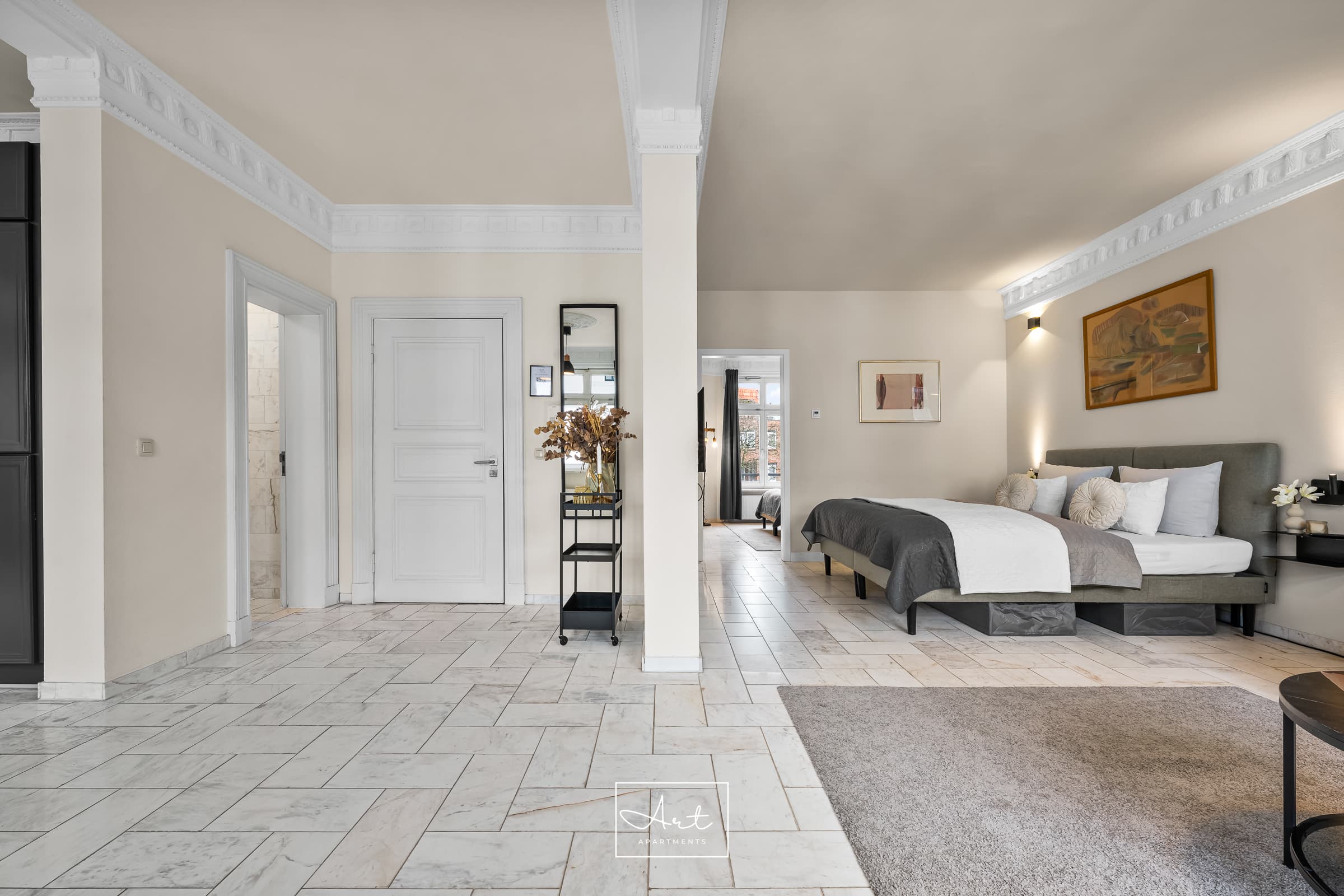 Apartment 5 thumbnail 13